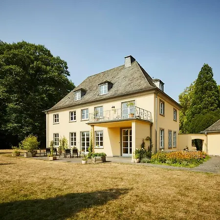 Landhaus - Schloss Eichholz Venkovský dům *