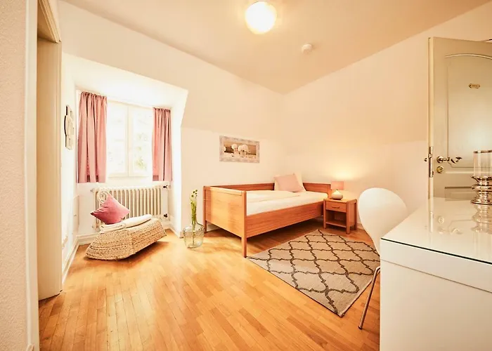 乡村民宿 Landhaus - Schloss Eichholz *