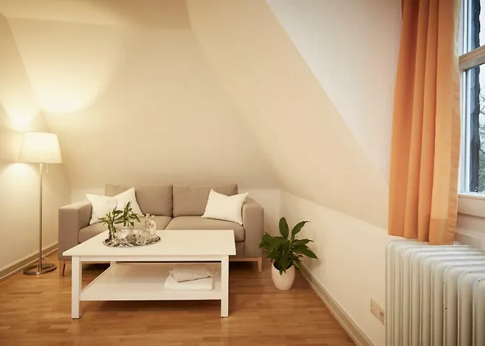 Landhaus - Schloss Eichholz * 韦塞林